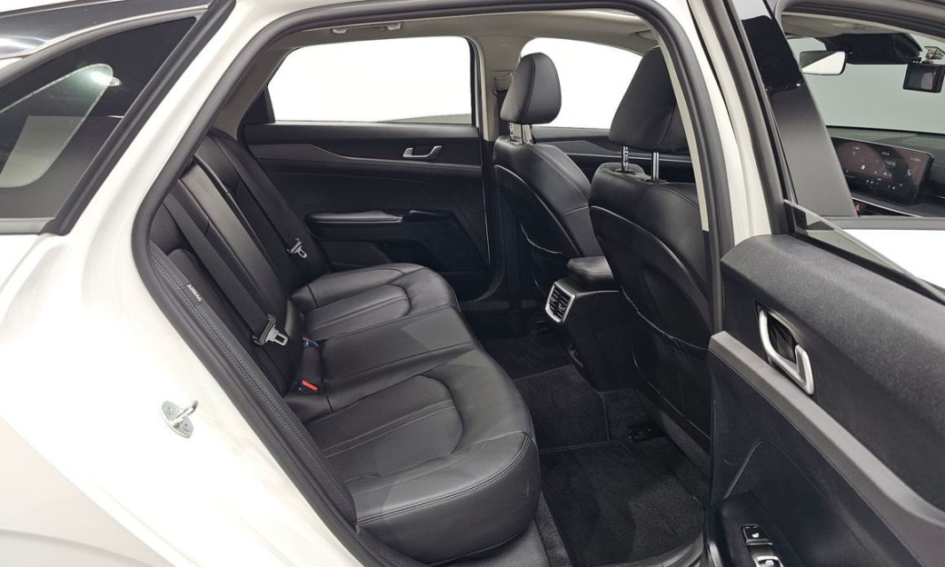 Kia K5 2.0, 2024