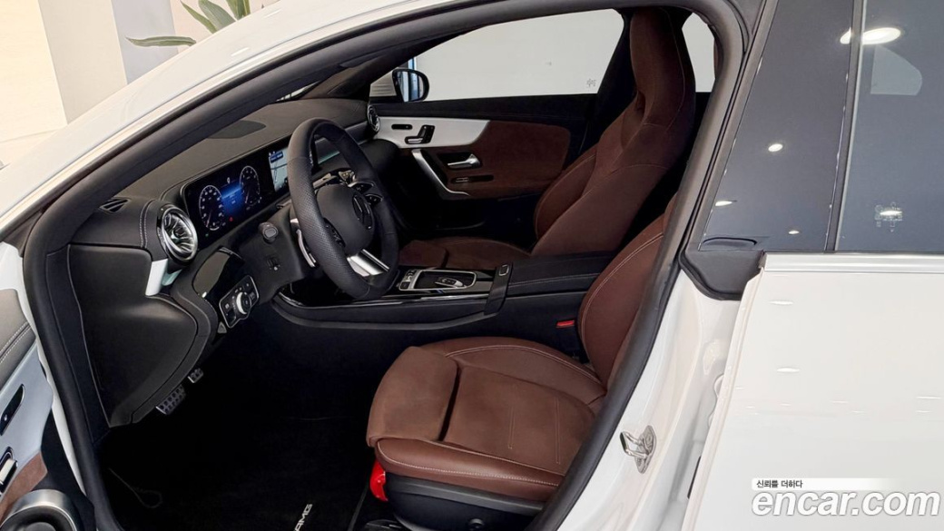 Mercedes-Benz CLA-Class CLA250 4MATIC, 2026