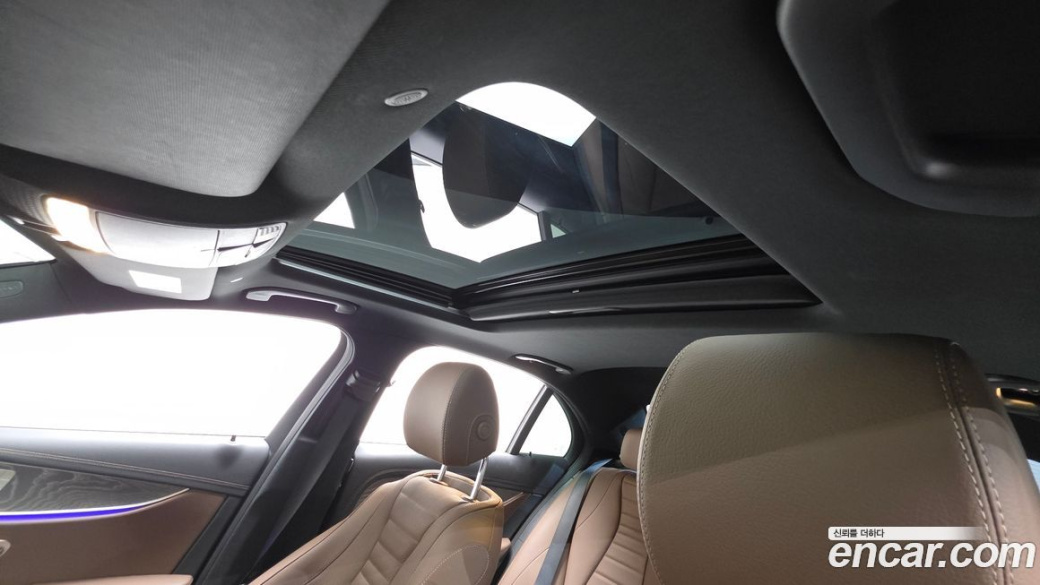 Mercedes-Benz E-Class E350 4MATIC Exclusive, 2023