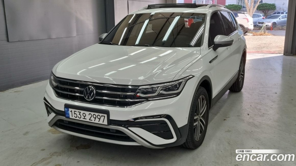 Volkswagen Tiguan 2.0 TSI Prestige, 2023