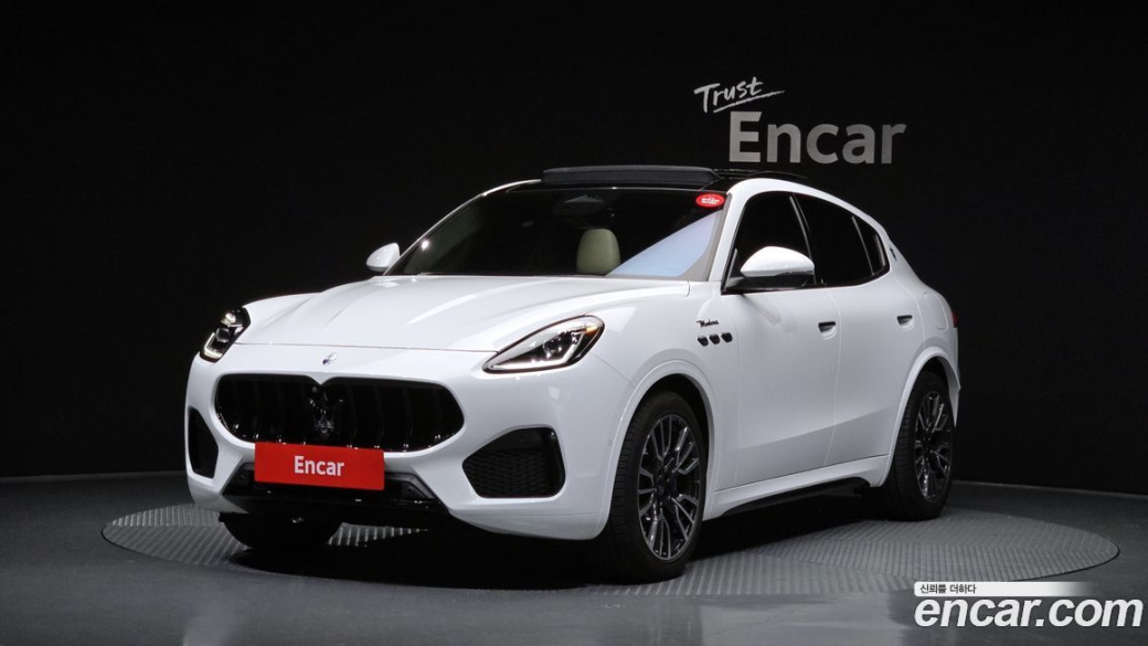 Maserati Grecale 2.0 AWD Modena, 2023