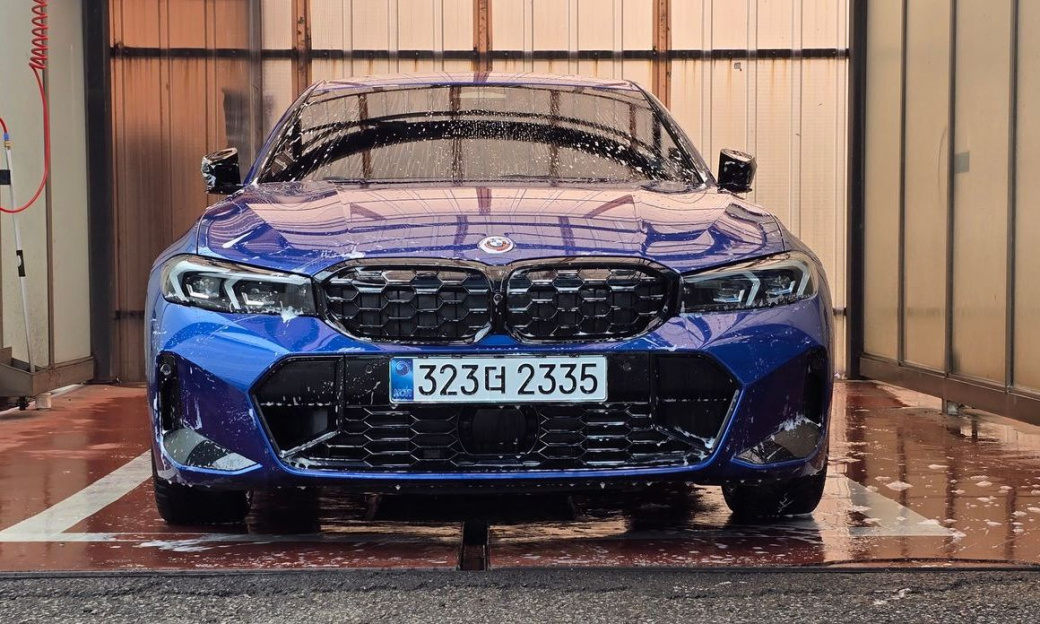 BMW 3-Series M340i Pro, 2025