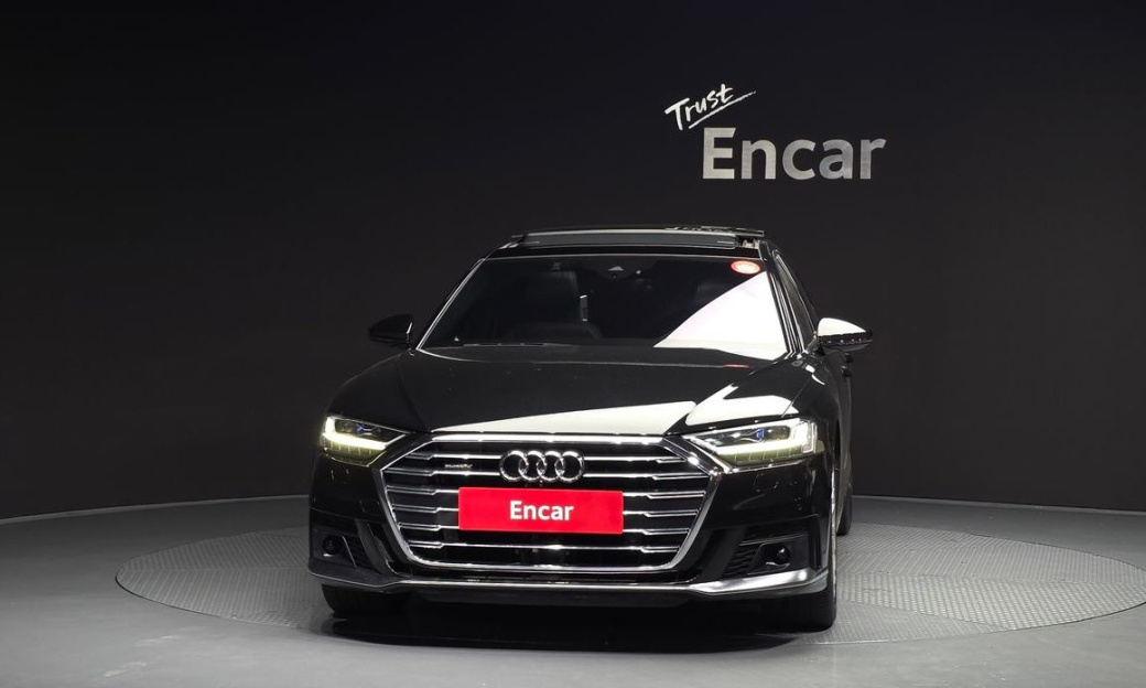 Audi A8 55 TFSI Quattro LWB, 2021