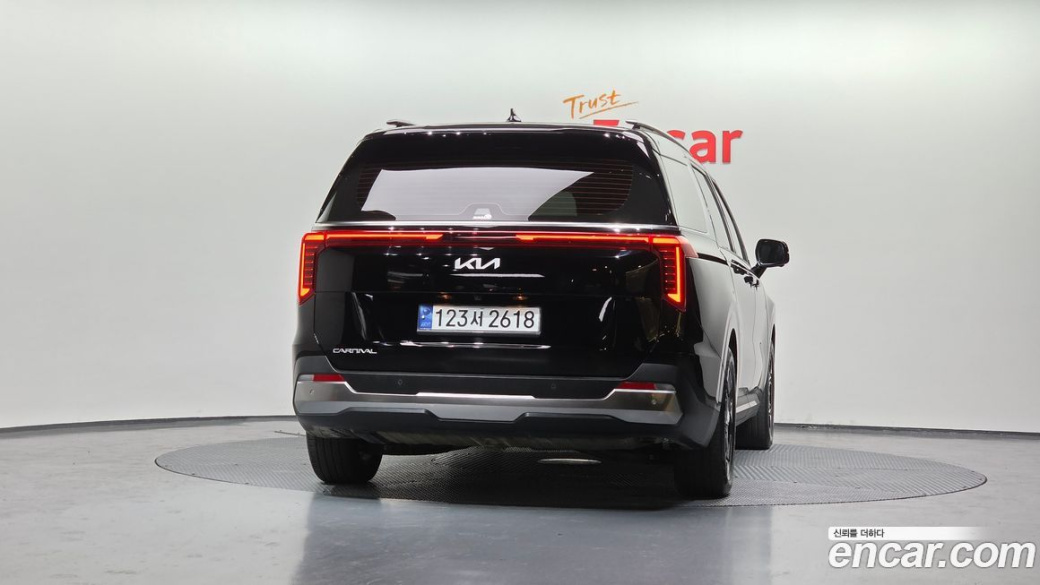 Kia Carnival 7-Seater Signature, 2025