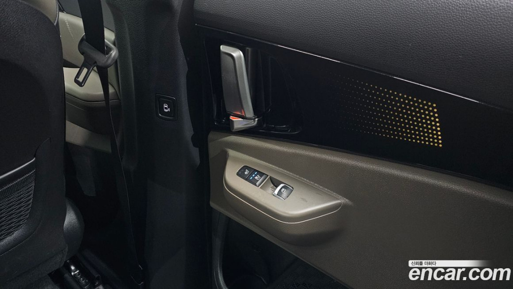 Kia Carnival 7-Seater Gravity, 2024