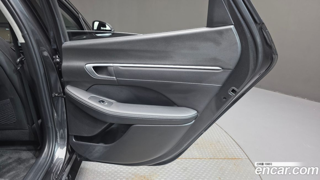 Hyundai Sonata 2.0, 2025