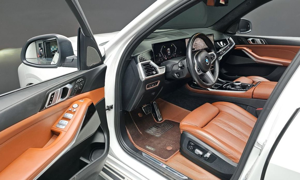 BMW X7 xDrive 40i M Sport 6STR, 2024