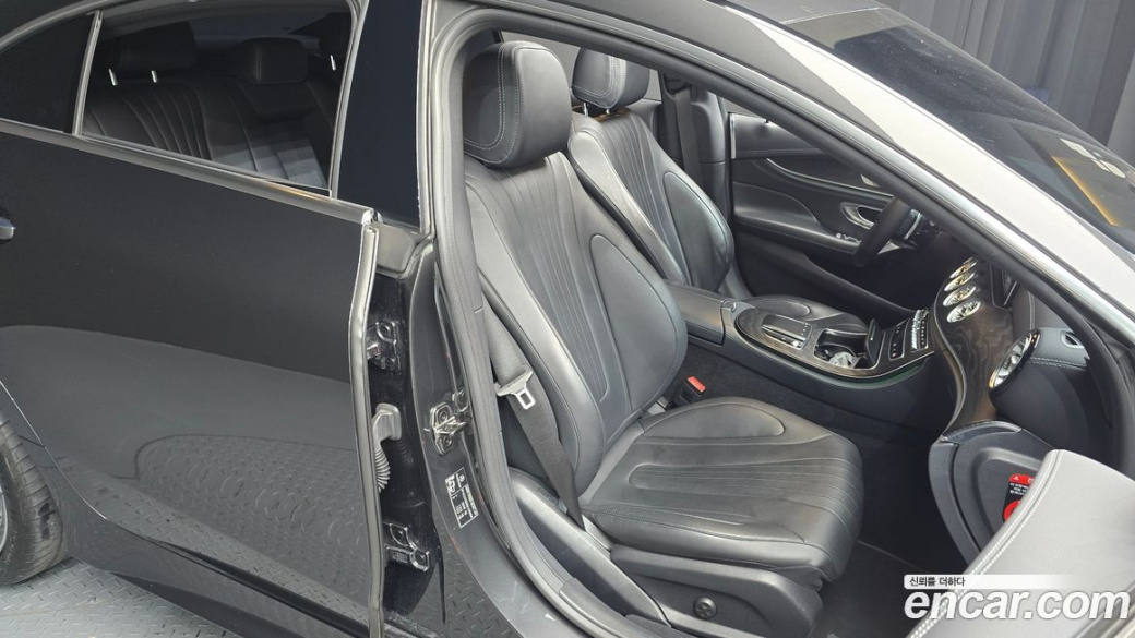 Mercedes-Benz CLS-Class CLS300d 4MATIC, 2022