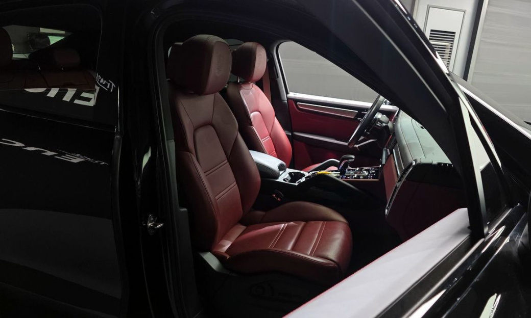 Porsche Cayenne 3.0 COUPE PLATINUM EDITION, 2023