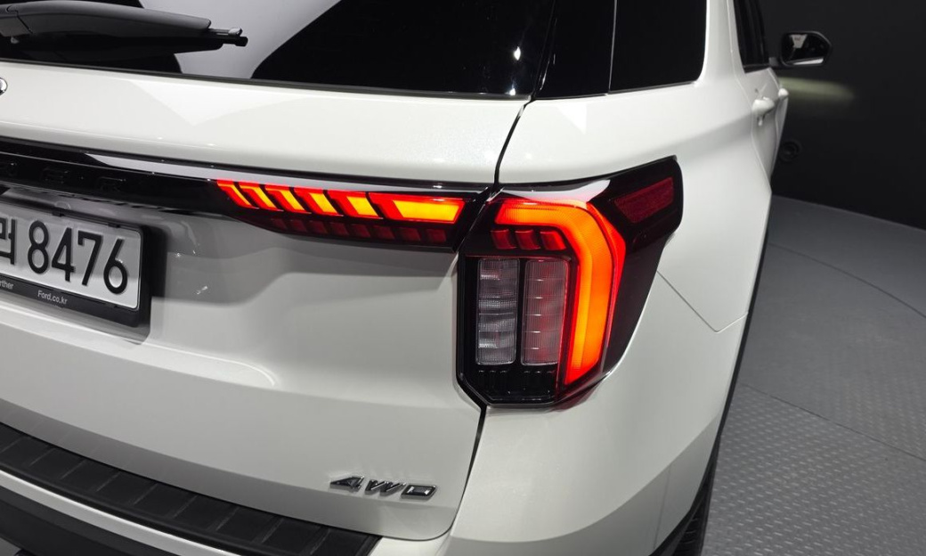 Ford Explorer 2.3 ST-Line 4WD, 2025