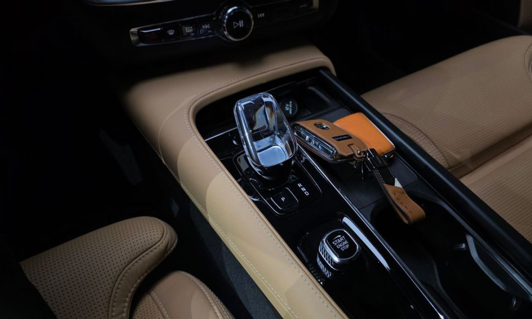 Volvo S90 B6 AWD Ultimate Bright, 2023