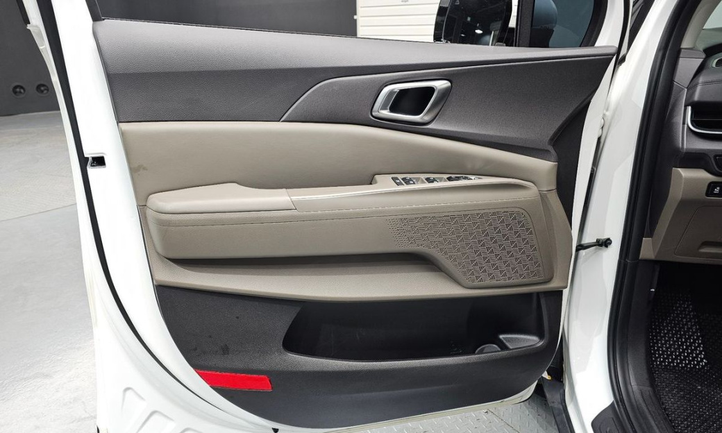 Kia Carnival 7-Seater Noblesse, 2025