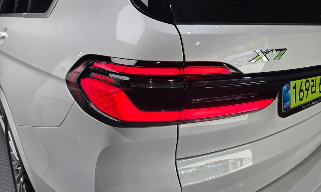 BMW X7 xDrive 40d Design Pure Excellence 7-Seater, 2025