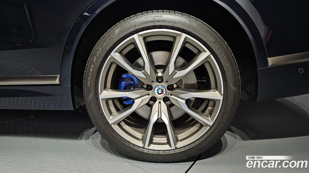 BMW X7 M50i 6STR, 2022