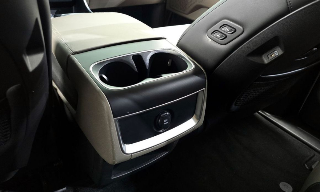 Kia Carnival 9-Seater Noblesse, 2025