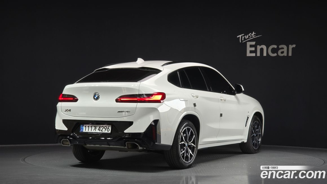 BMW X4 xDrive20i M Sport, 2024