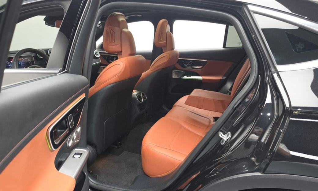 Mercedes-Benz GLC-Class GLC 300 4MATIC Avantgarde, 2025