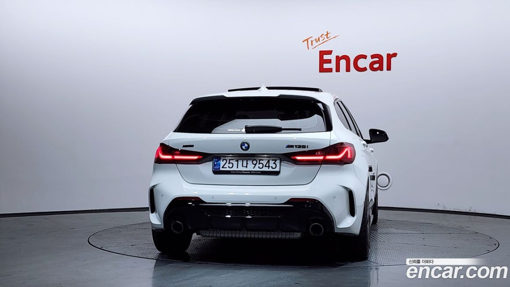 BMW 1-Series M135i xDrive, 2024