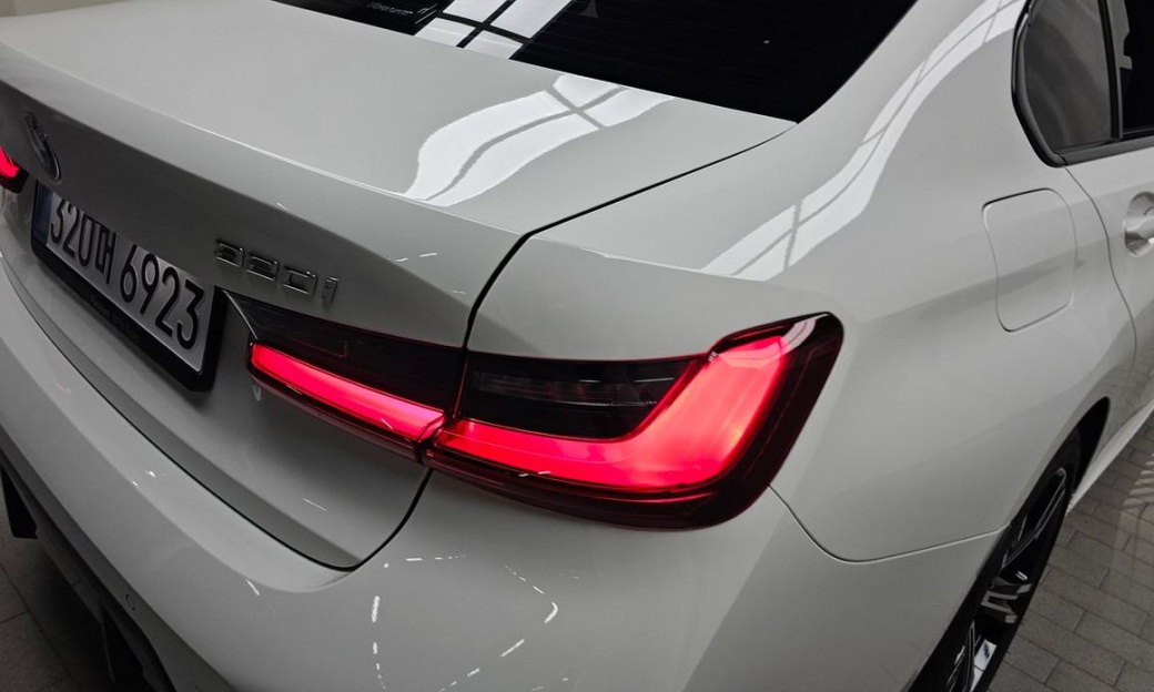 BMW 3-Series 320i M Sport, 2026
