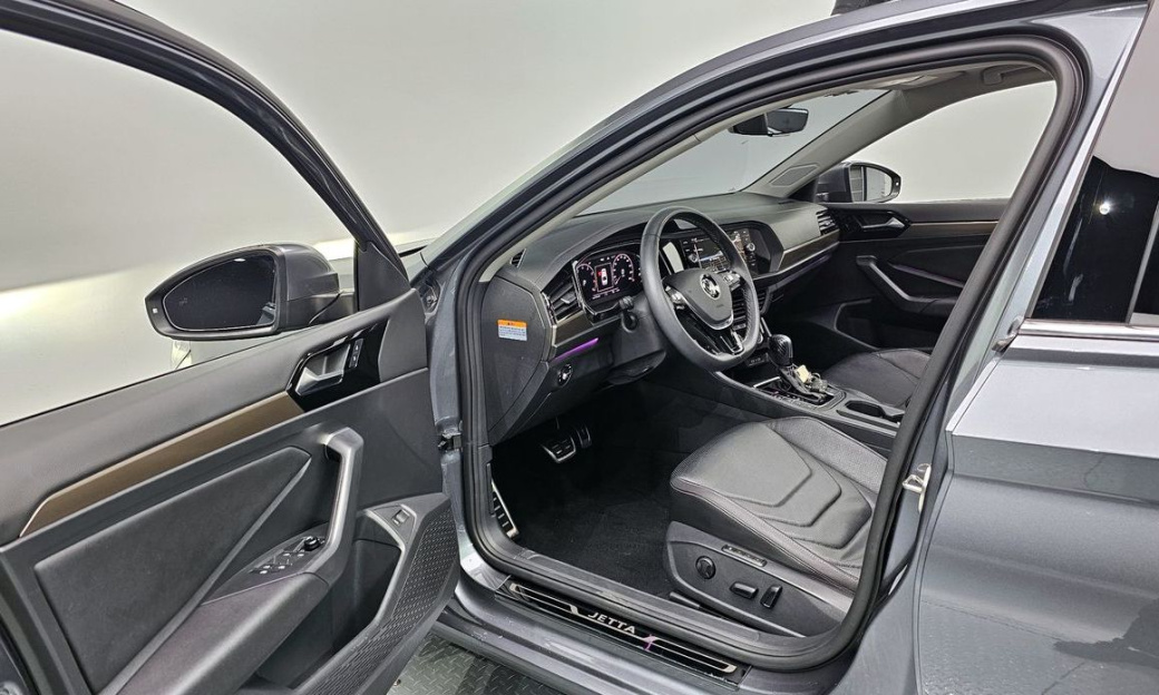 Volkswagen Jetta 1.4 TSI Prestige, 2021
