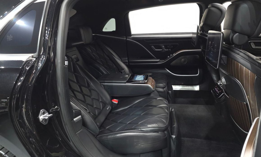 Mercedes-Benz S-Class Maybach S680 4MATIC, 2022
