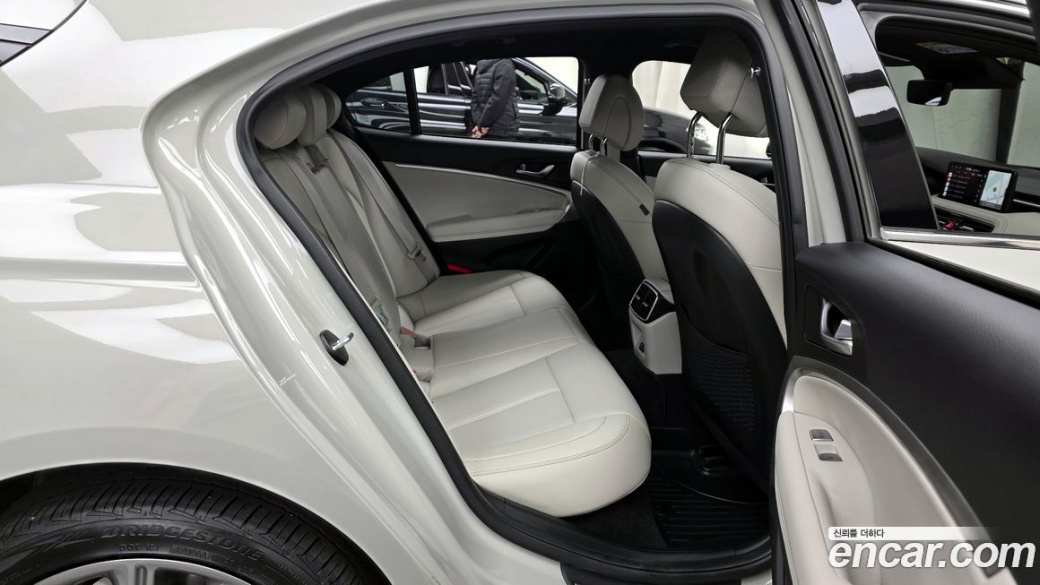 Genesis G70 Gasoline 2.5T 2WD, 2024
