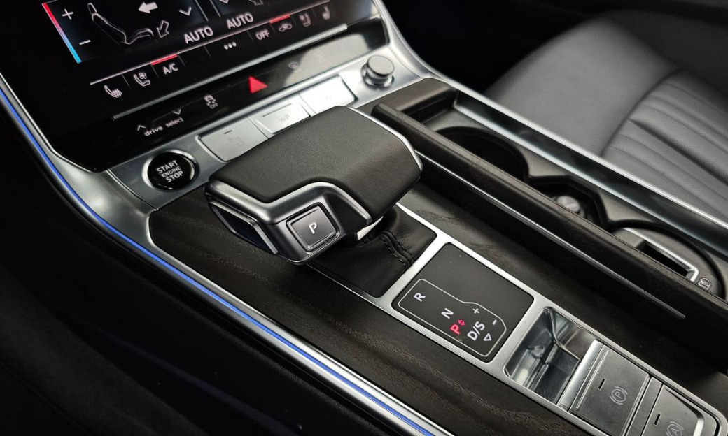 Audi A6 40 TDI Premium, 2021