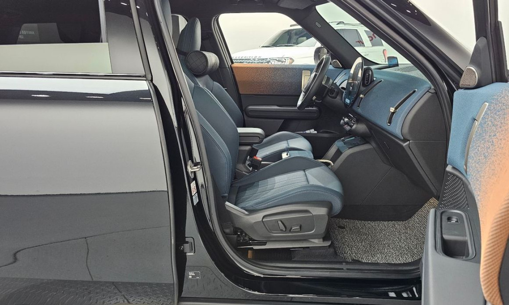 Mini Countryman ALL4 Favoured, 2024