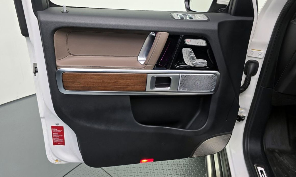 Mercedes-Benz G-Class G450d, 2025