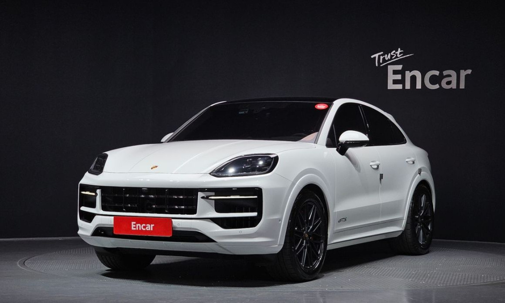 Porsche Cayenne 4.0 GTS Coupe, 2025