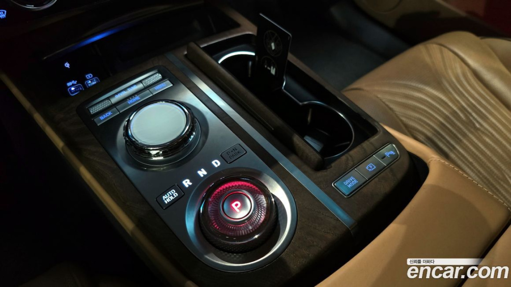 Genesis G80 Gasoline 2.5 Turbo AWD, 2024