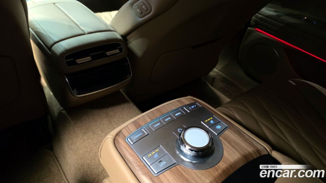 Genesis G80 Gasoline 2.5 Turbo 2WD, 2025