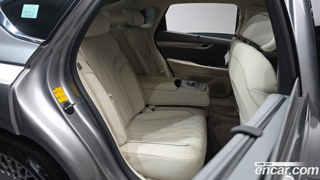 Genesis G80 Gasoline 2.5 Turbo AWD, 2026