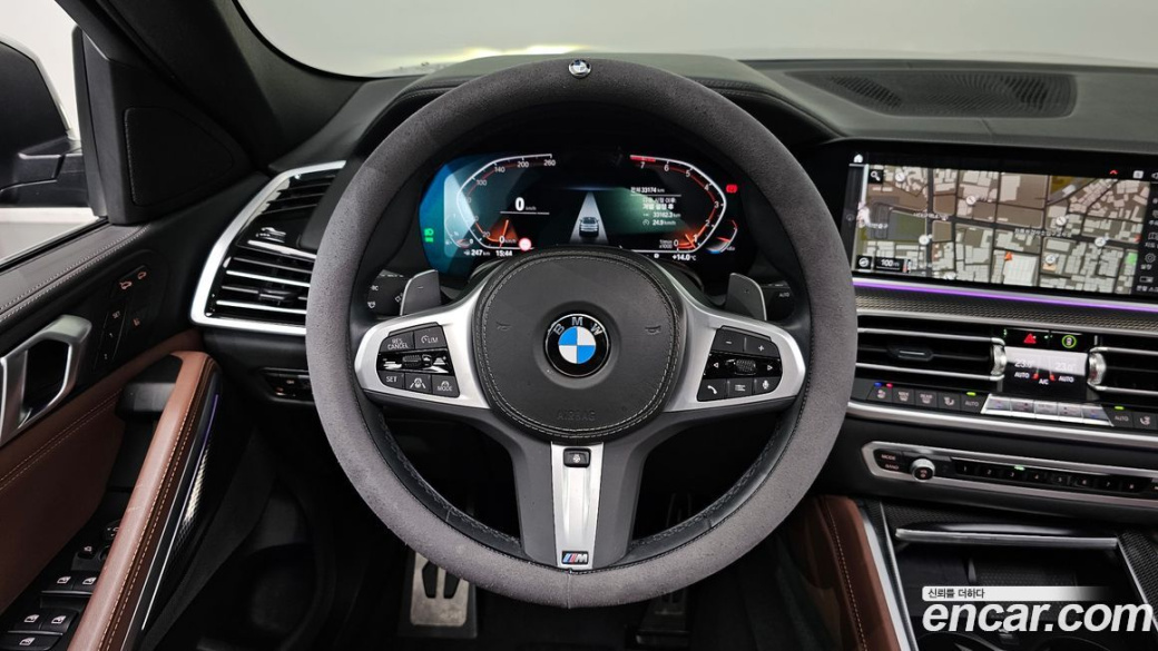 BMW X6 xDrive40i M Sport, 2022