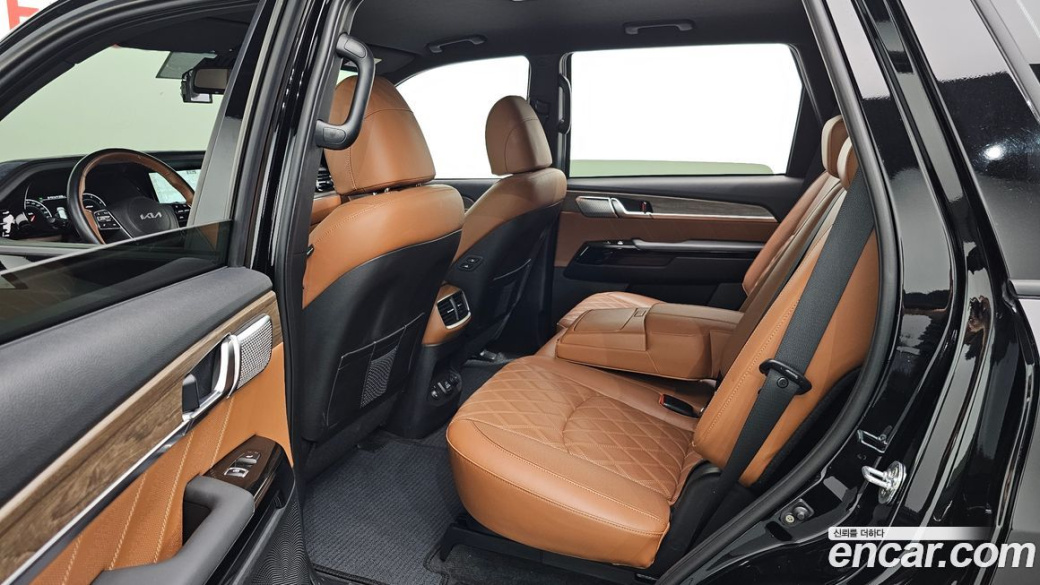 Kia Mohave Diesel 3.0 4WD 5-Seater, 2022
