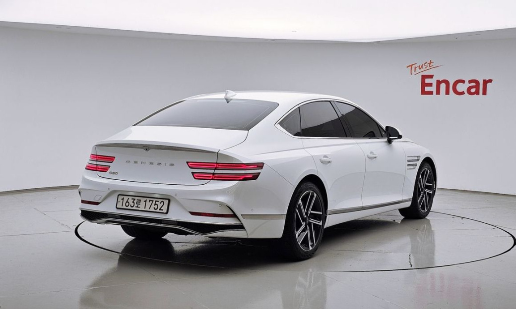 Genesis G80 Gasoline 2.5 Turbo 2WD, 2025