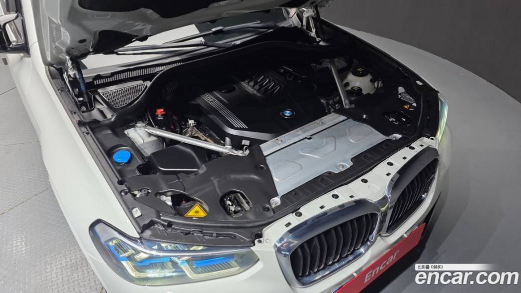 BMW X4 xDrive M40i, 2022