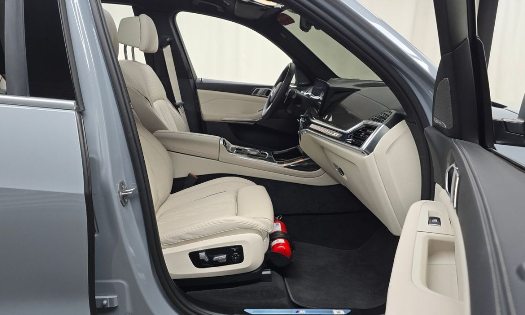 BMW X7 xDrive 40d M Sport 7 STR, 2026