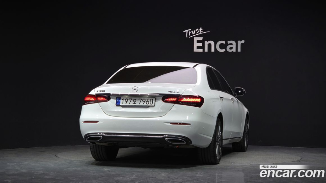Mercedes-Benz E-Class E350 4MATIC Exclusive, 2023