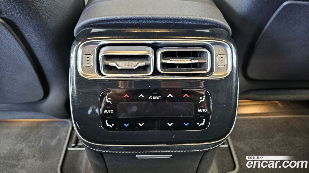 Mercedes-Benz S-Class S350 d, 2023