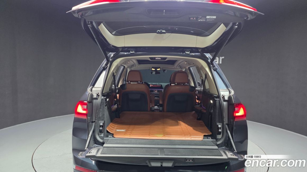 BMW X7 xDrive 40d Design Pure Excellence 6-Seater, 2021