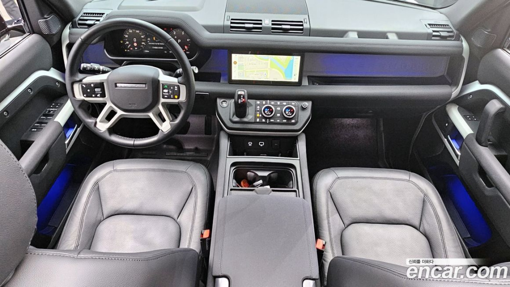 Land Rover Defender 110 D250 SE, 2023