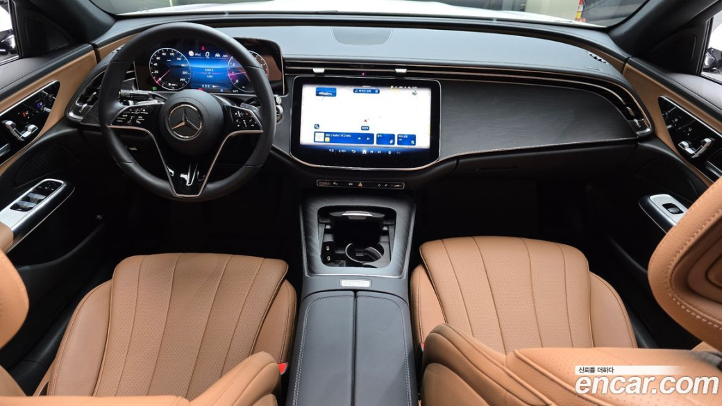 Mercedes-Benz E-Class E200 Avantgarde, 2025