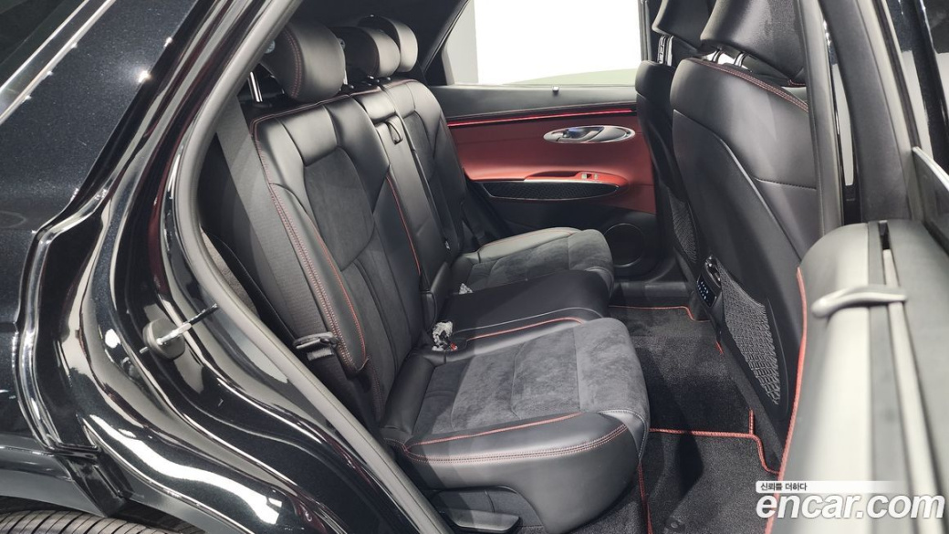 Genesis GV70 2.5T Gasoline 2WD, 2025