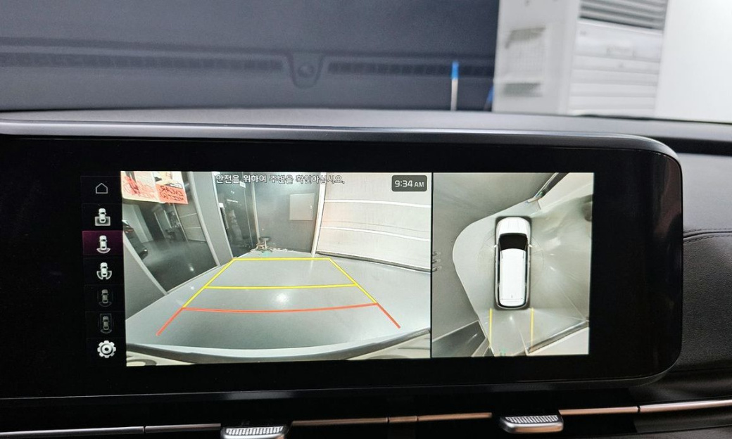Kia Carnival 9-Seater Signature, 2023