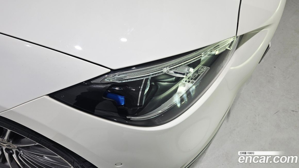 Mercedes-Benz C-Class C300 4MATIC AMG Line, 2023