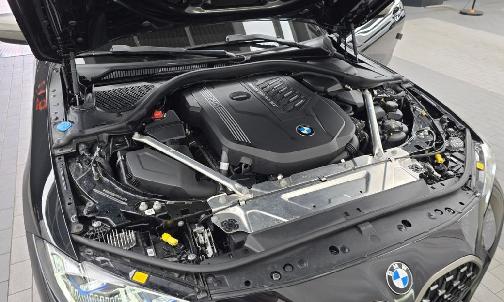BMW 4-Series M440i xDrive Coupe, 2024