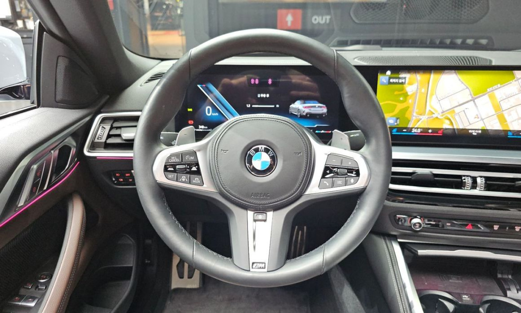 BMW 4-Series 420i M Sport Convertible, 2024