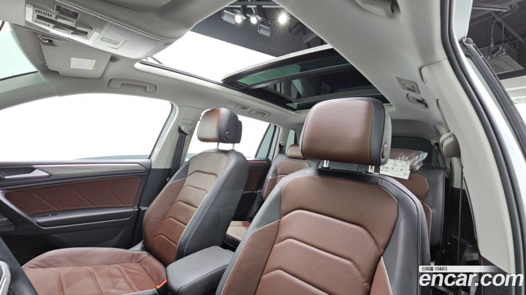 Volkswagen Tiguan 2.0 TSI Prestige, 2023