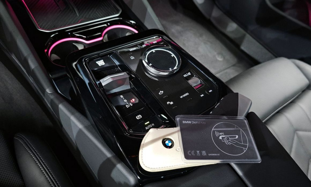 BMW 5-Series 520i M Sport, 2025